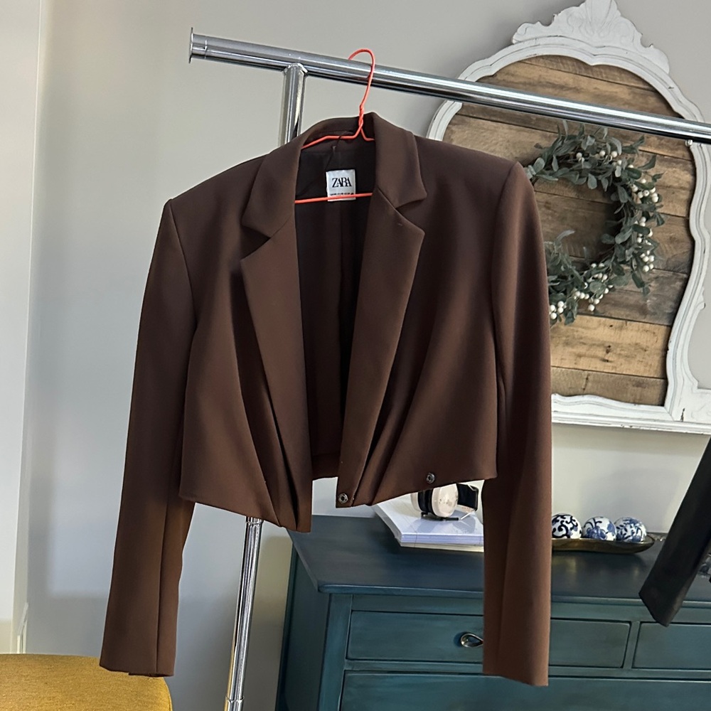 Zara Women's Dark Brown Cropped Blazer